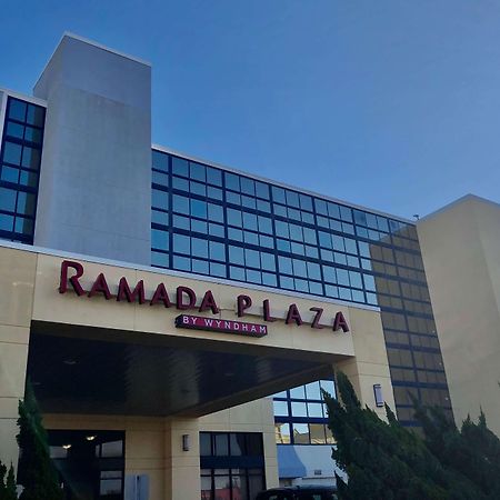 Ramada By Wyndham Вирджиния Бийч Екстериор снимка